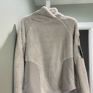 Nike fleece pullover